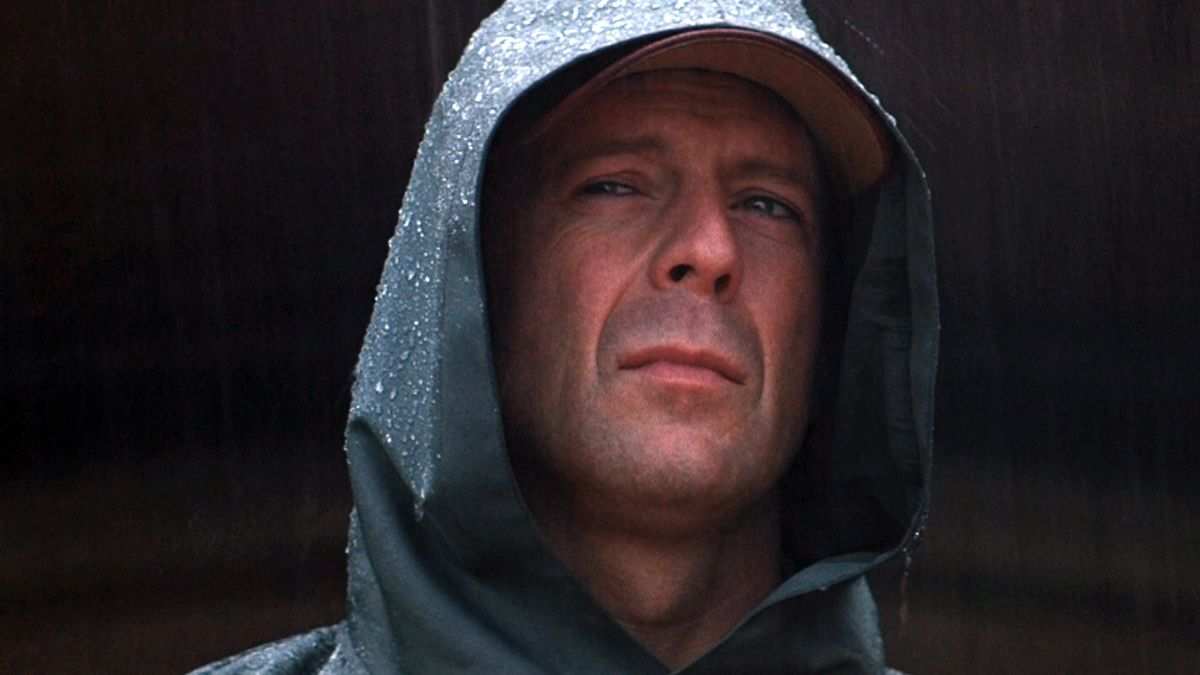 Unbreakable (2002)